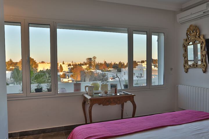 Room 18 of 129