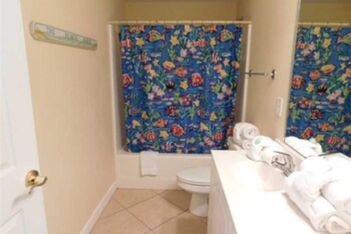 Room 4 of 34