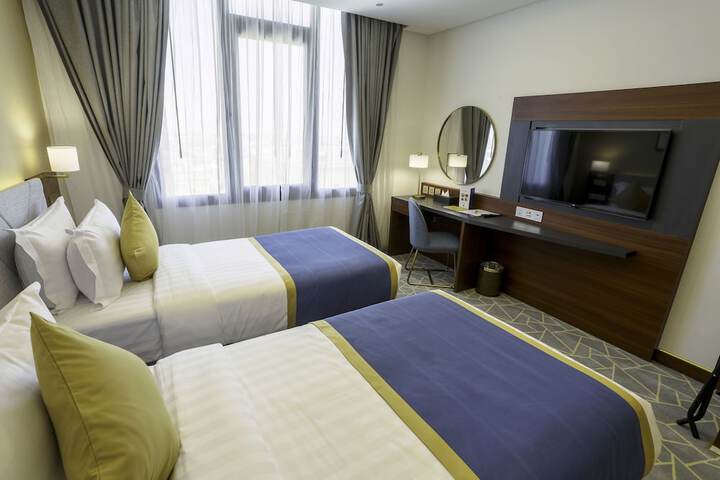 Room 8 of 91