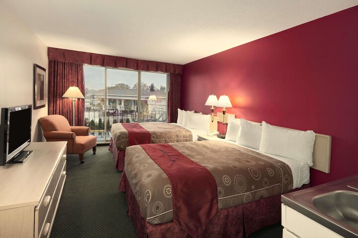 Room 3 of 17