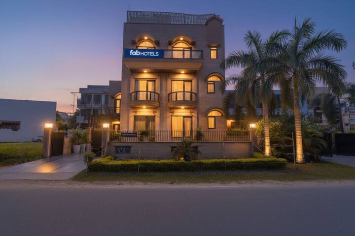 Hotel 34 of 43