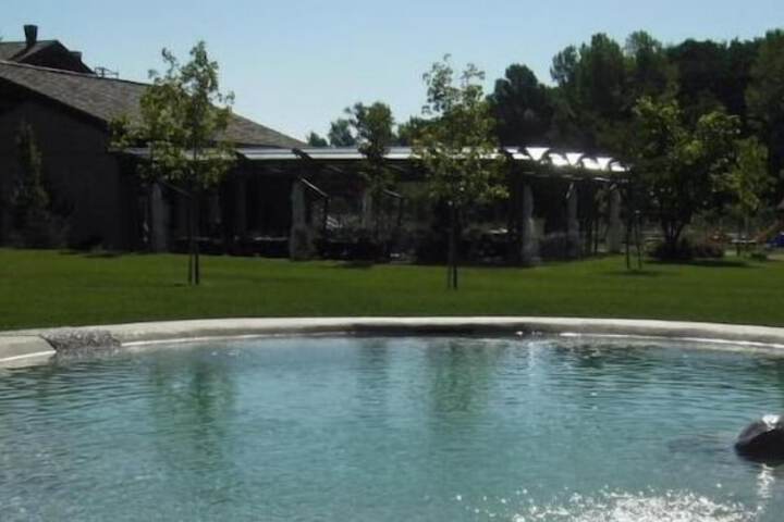 Pool 22 of 57