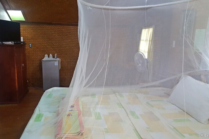 Room 4 of 49