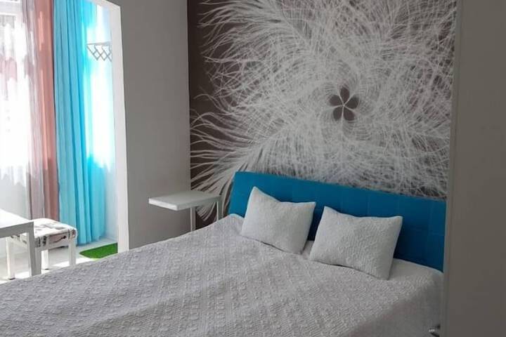 Room 3 of 9