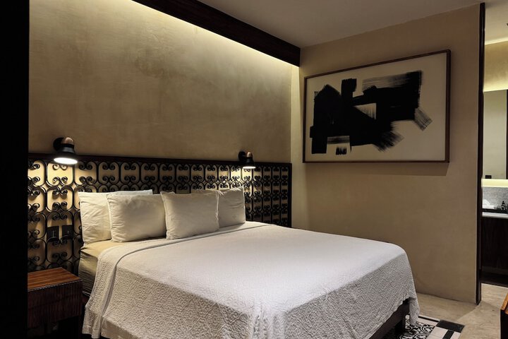 Room 91 of 160