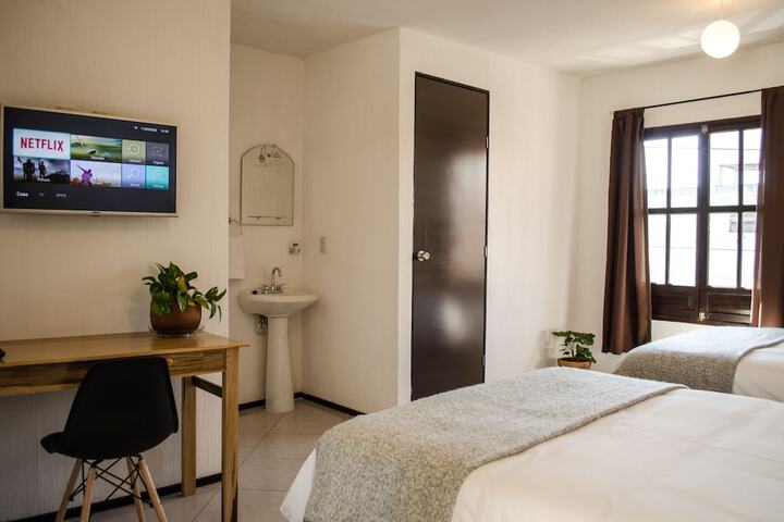Room 18 of 33