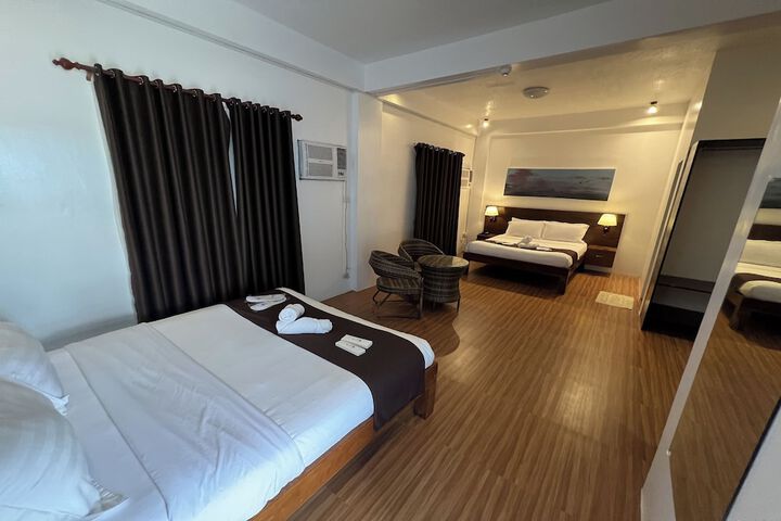 Room 28 of 89