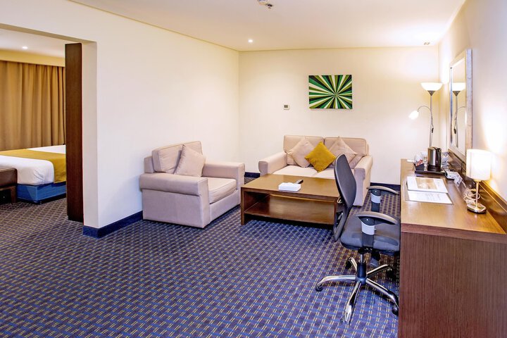 Room 65 of 140