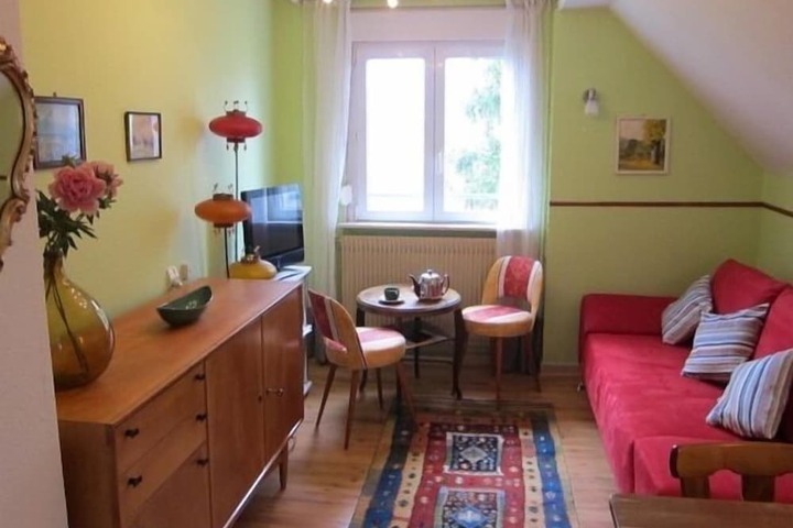 Room 2 of 50