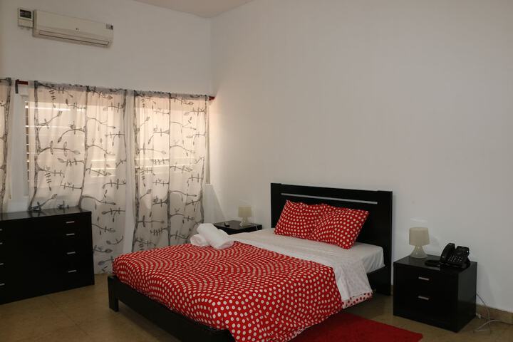 Room 6 of 15