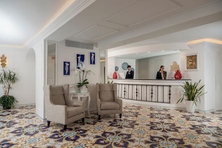 Hotel Interior 5 of 115