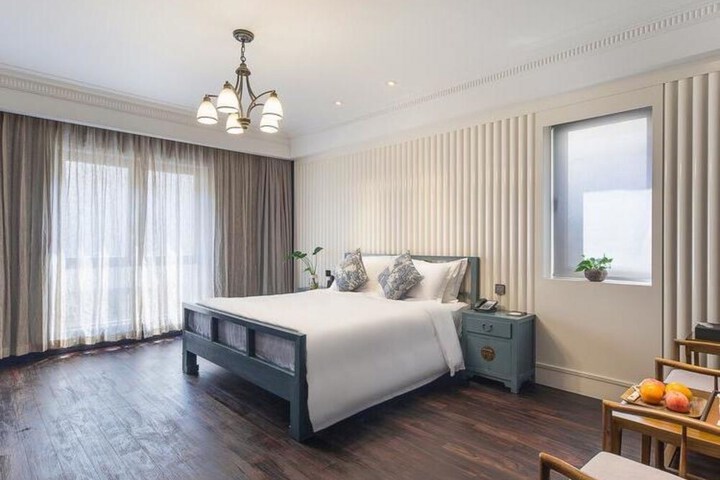 Room 16 of 52