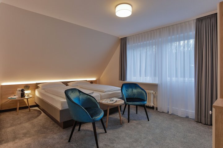 Room 6 of 72