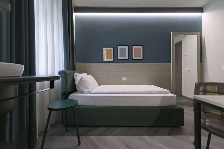 Room 4 of 47