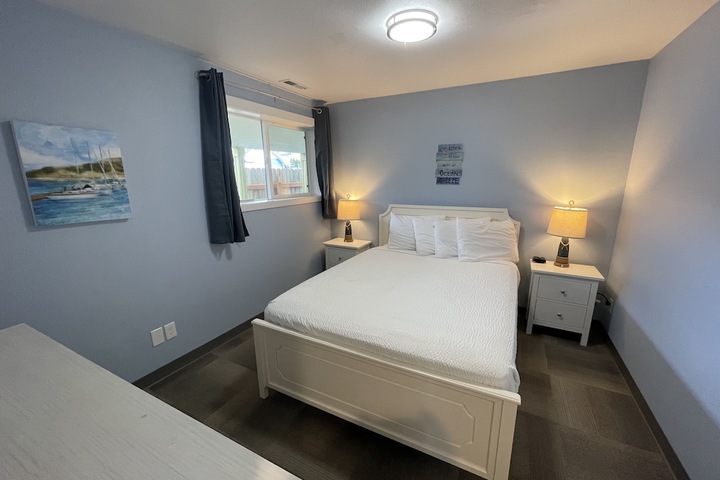 Room 40 of 136