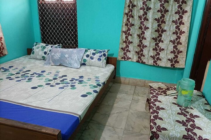 Room 3 of 14