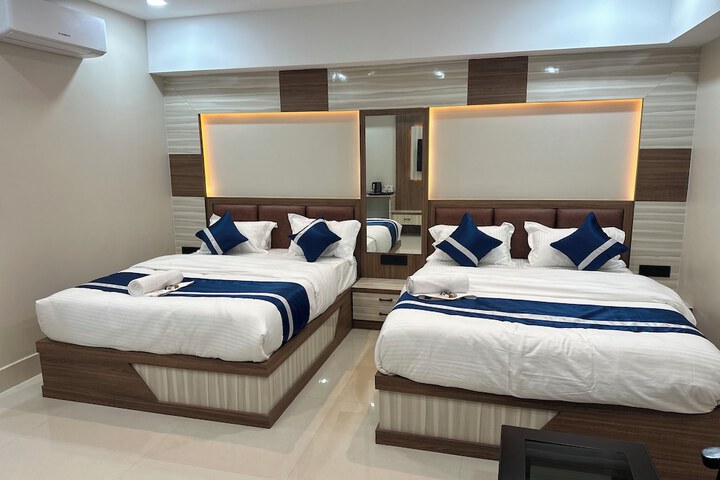 Room 30 of 44