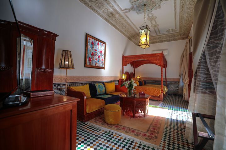 Room 17 of 108