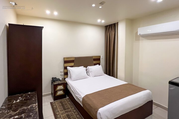 Room 21 of 284