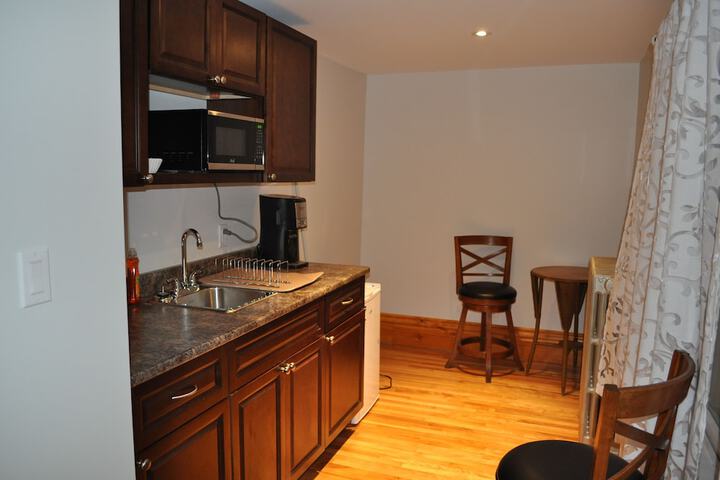 Room 14 of 118