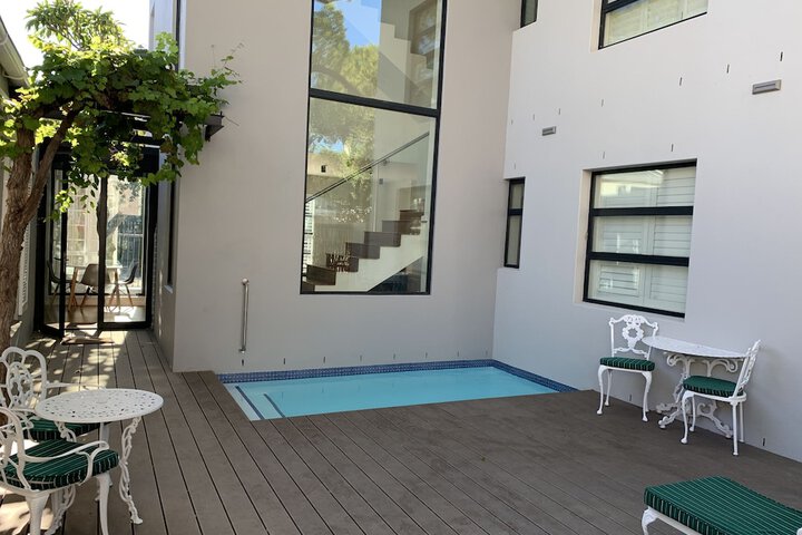 Pool 18 of 29