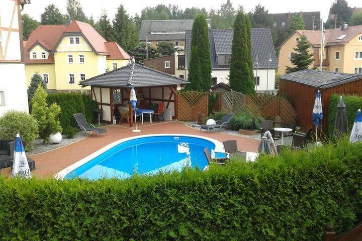 Hotel with Pool