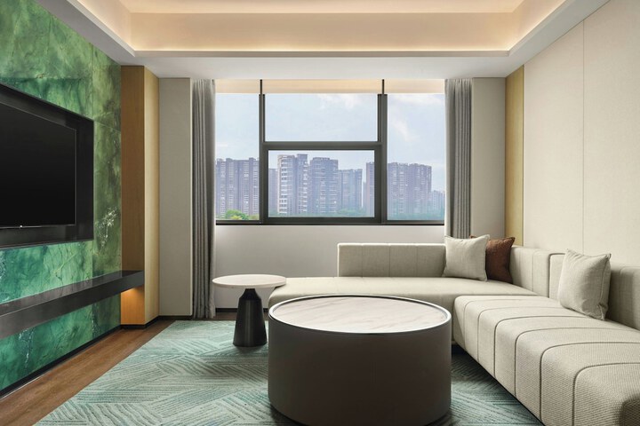 Room 5 of 29