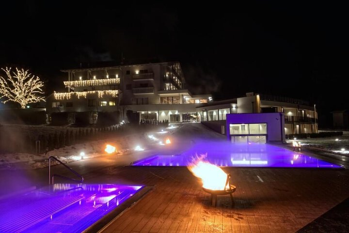 Hotel 64 of 65