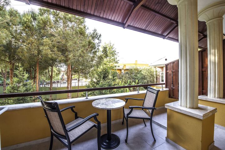 Terrace/Patio 35 of 145