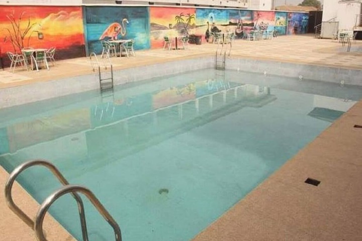 Pool 17 of 59