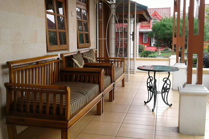 Terrace/Patio 12 of 25