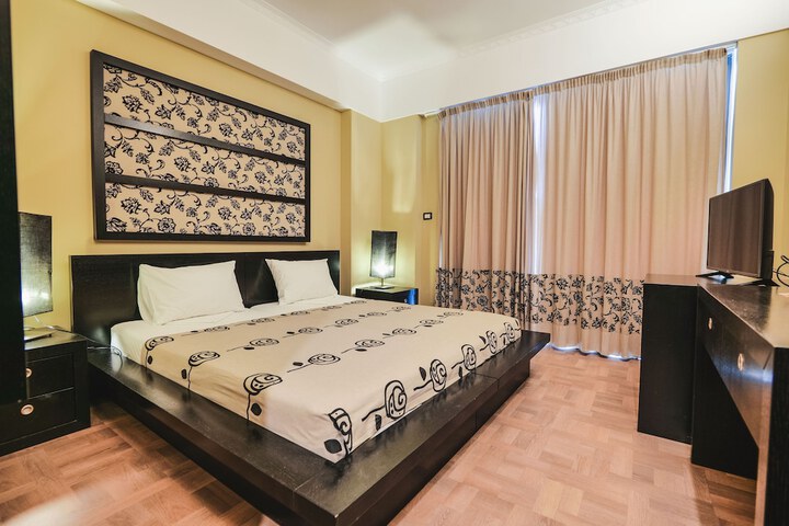 Room 10 of 167