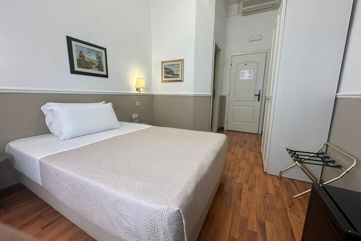 Room 46 of 58