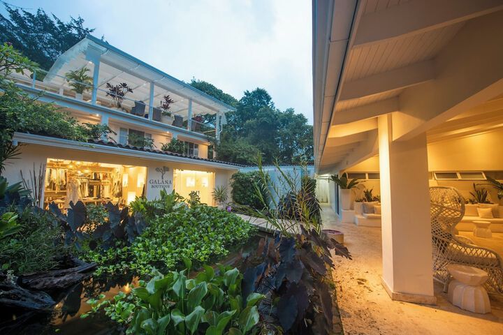 Hotel Exterior 78 of 94