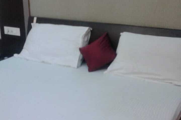 Room 42 of 63