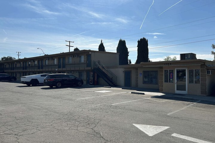 Motel 6 Selma CA