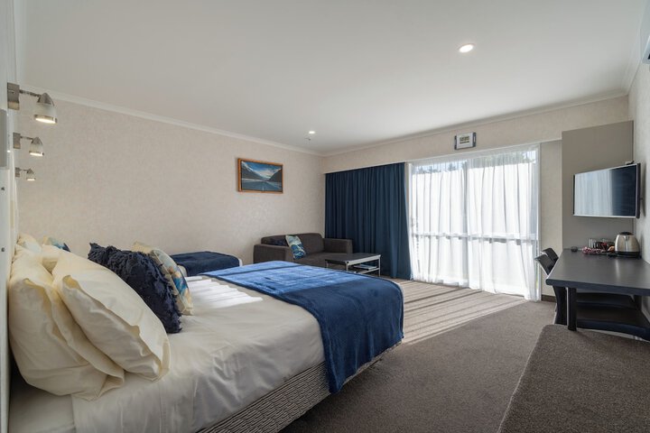 Room 14 of 46