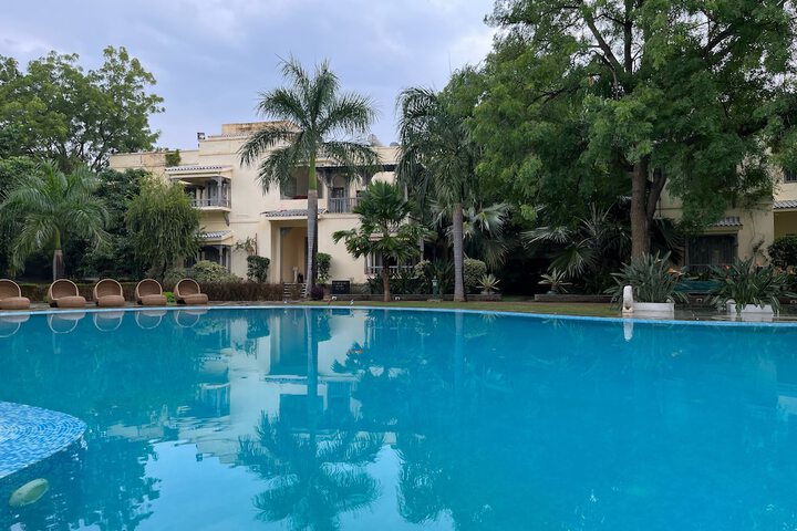 Pool 49 of 84