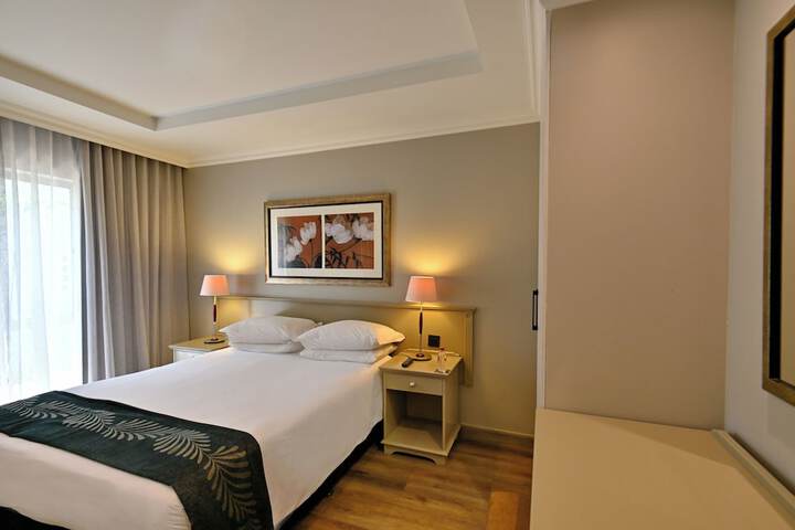 Room 7 of 20