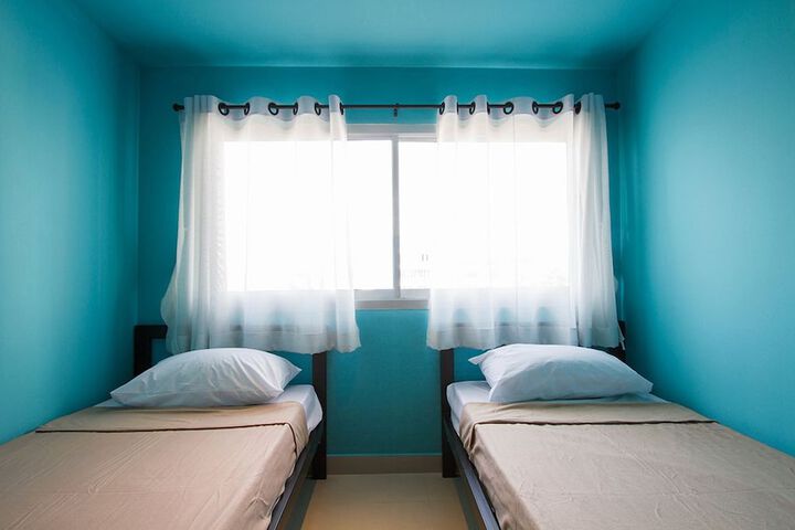 Room 16 of 44