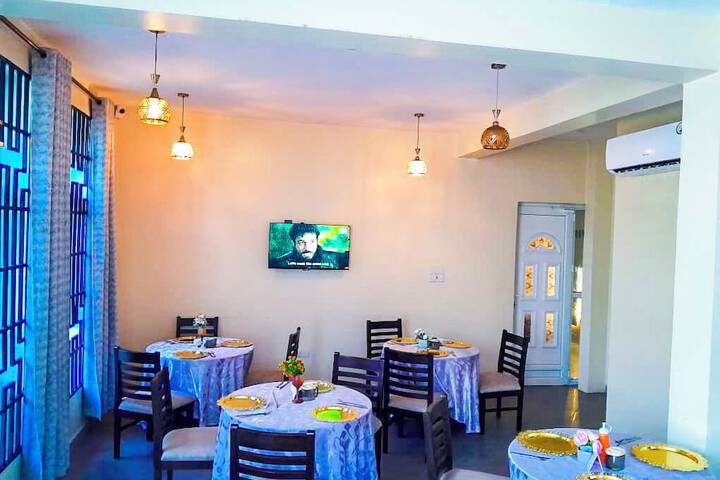 Dining 124 of 133