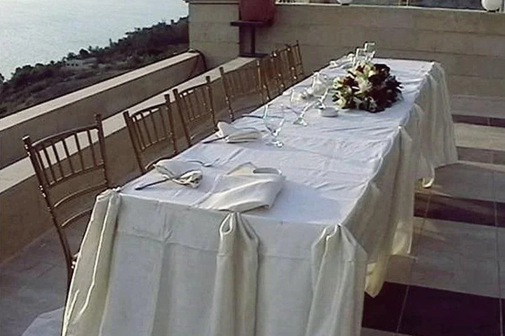 Dining 13 of 50
