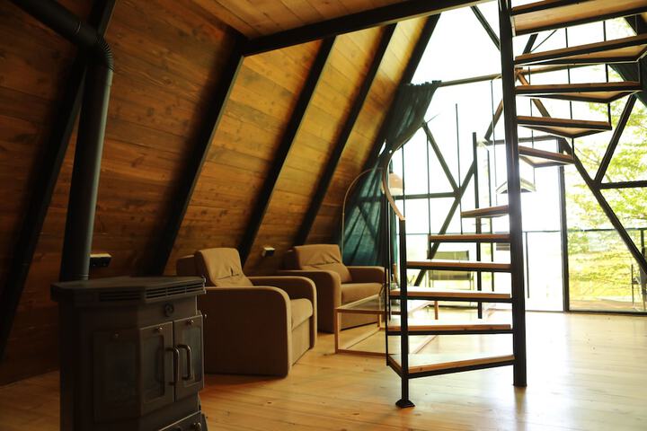 Room 2 of 21