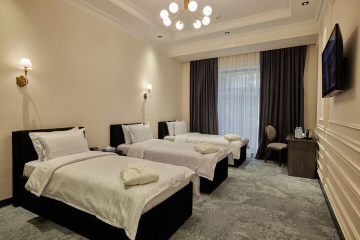 Room 16 of 31