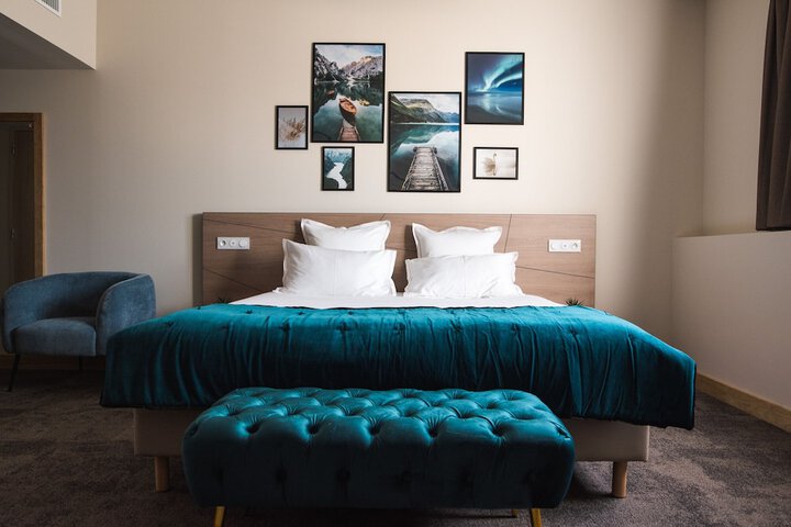 Room 25 of 54