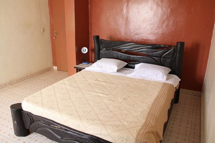 Room 13 of 24