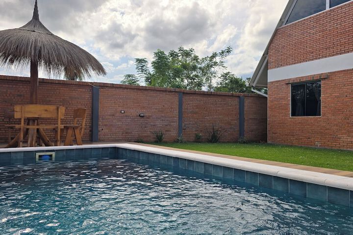 Pool 51 of 66
