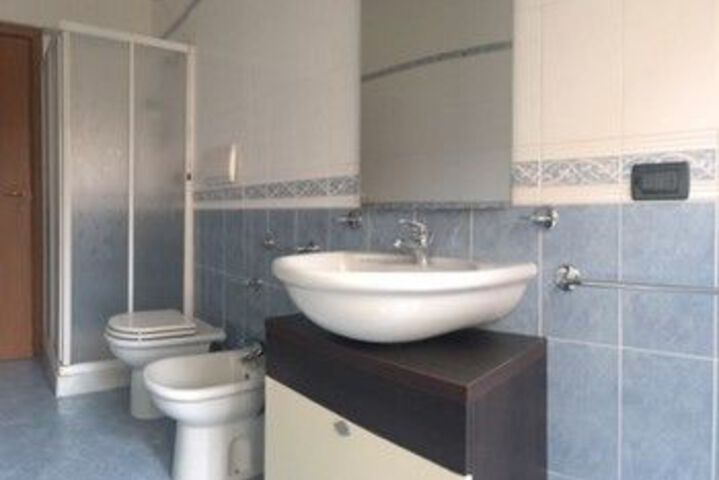 Room 70 of 499