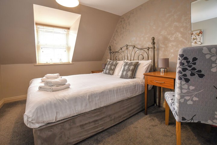 Room 7 of 216