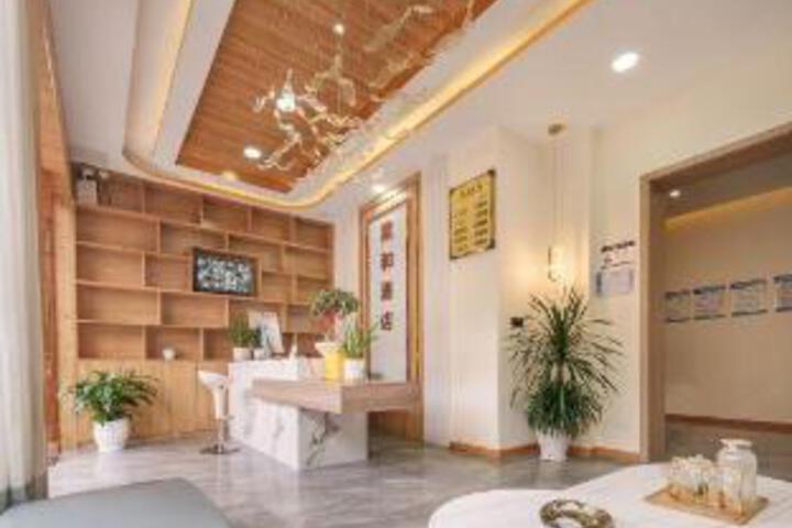 Xiaojin Zhhe Hotel